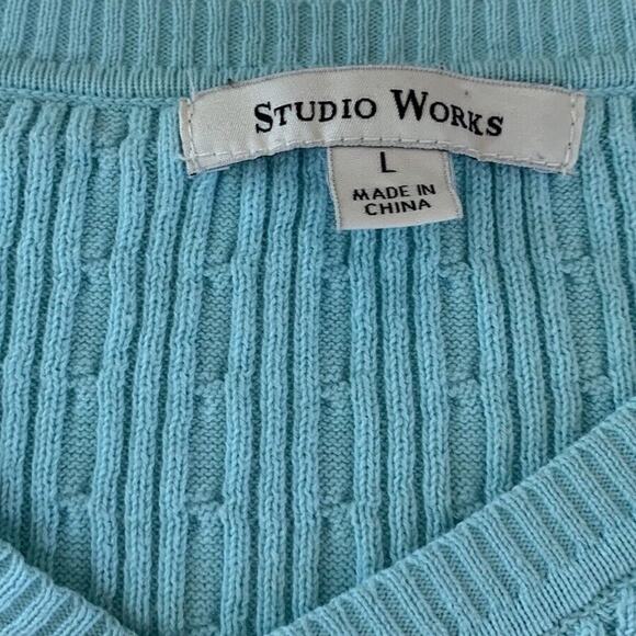 Studio Works Light Blue Cable Knit Women’s V-Neck Pullover Sweater Size Large - Picture 7 of 11